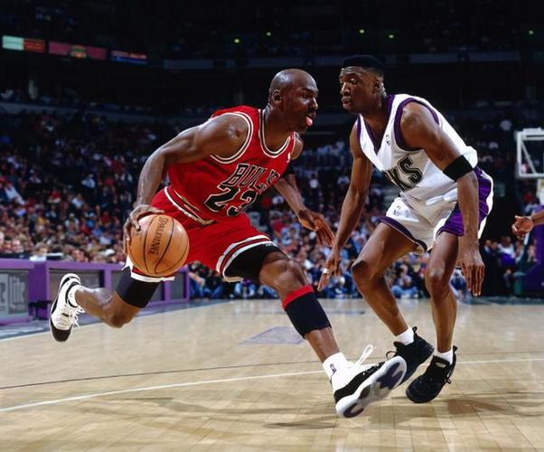 了来自球队 了来自球队