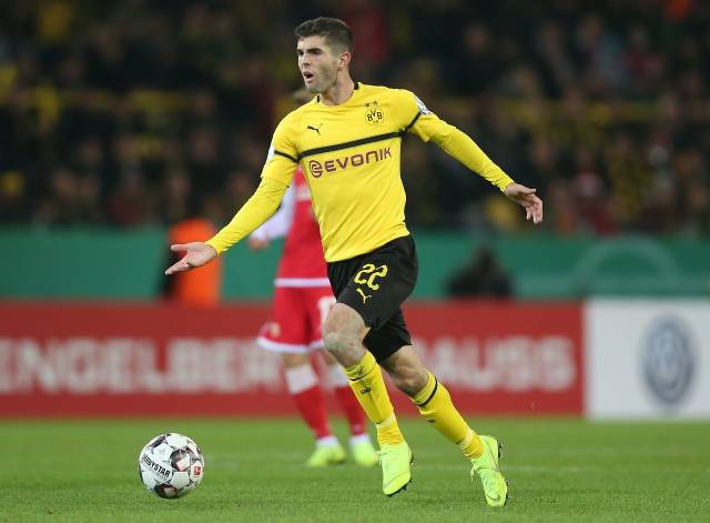 两脚以内完 两脚以内完